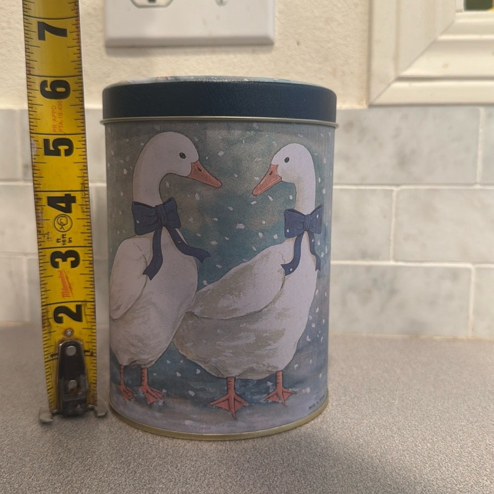 Vintage Goose Tin